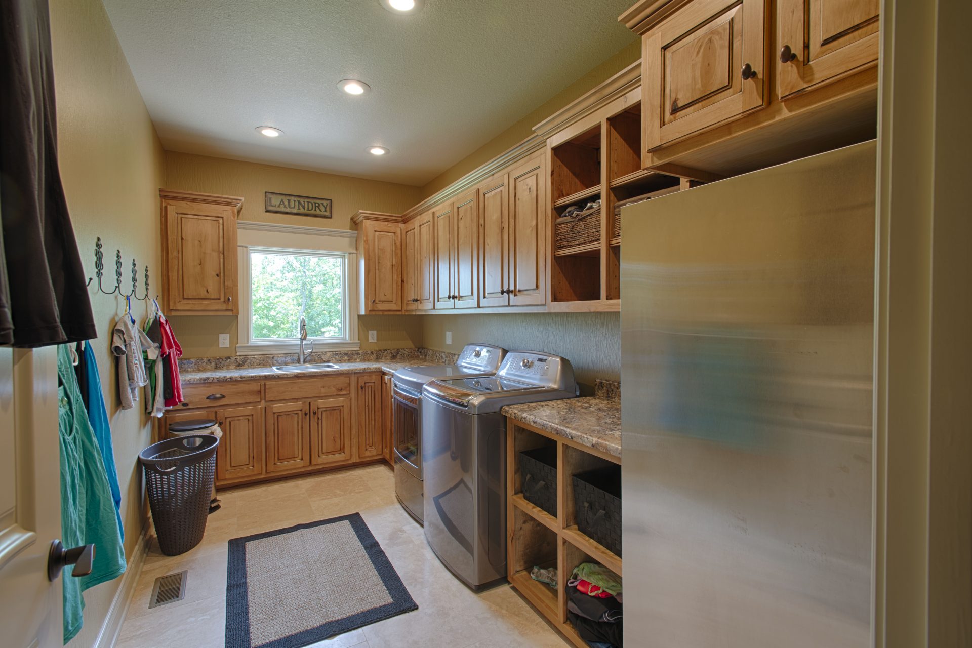 Laundry Parks FamilyOwned Custom Wood Working Shop